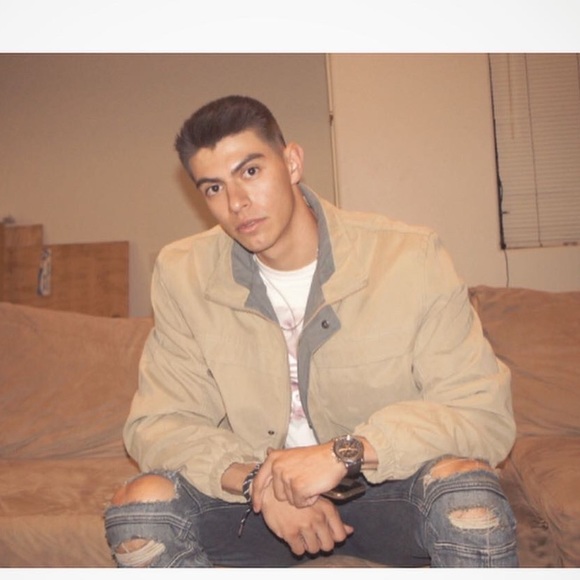 Meet your Posher, Giancarlo - Picture 1 of 1